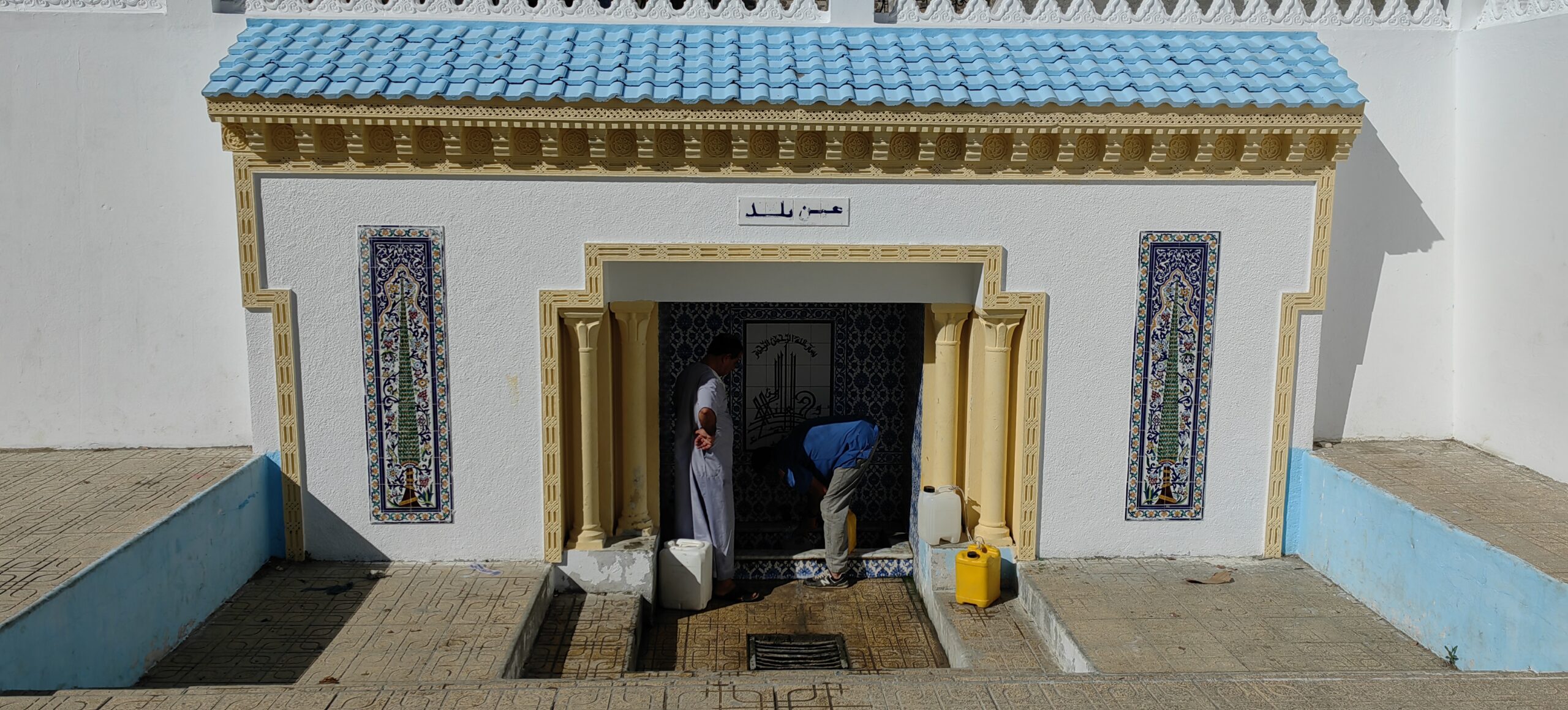 En moto sur les routes de Ras Jebel