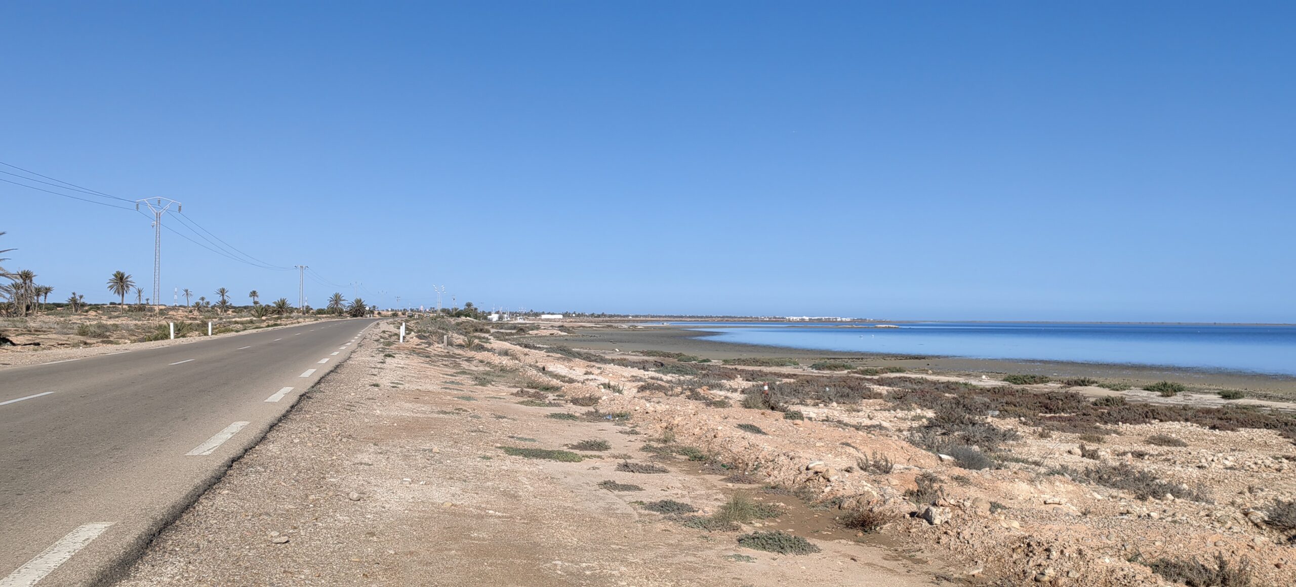 Circuit moto avec un guide à Djerba