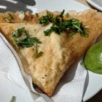 Plat brik tunisienne a l'œuf et au thon